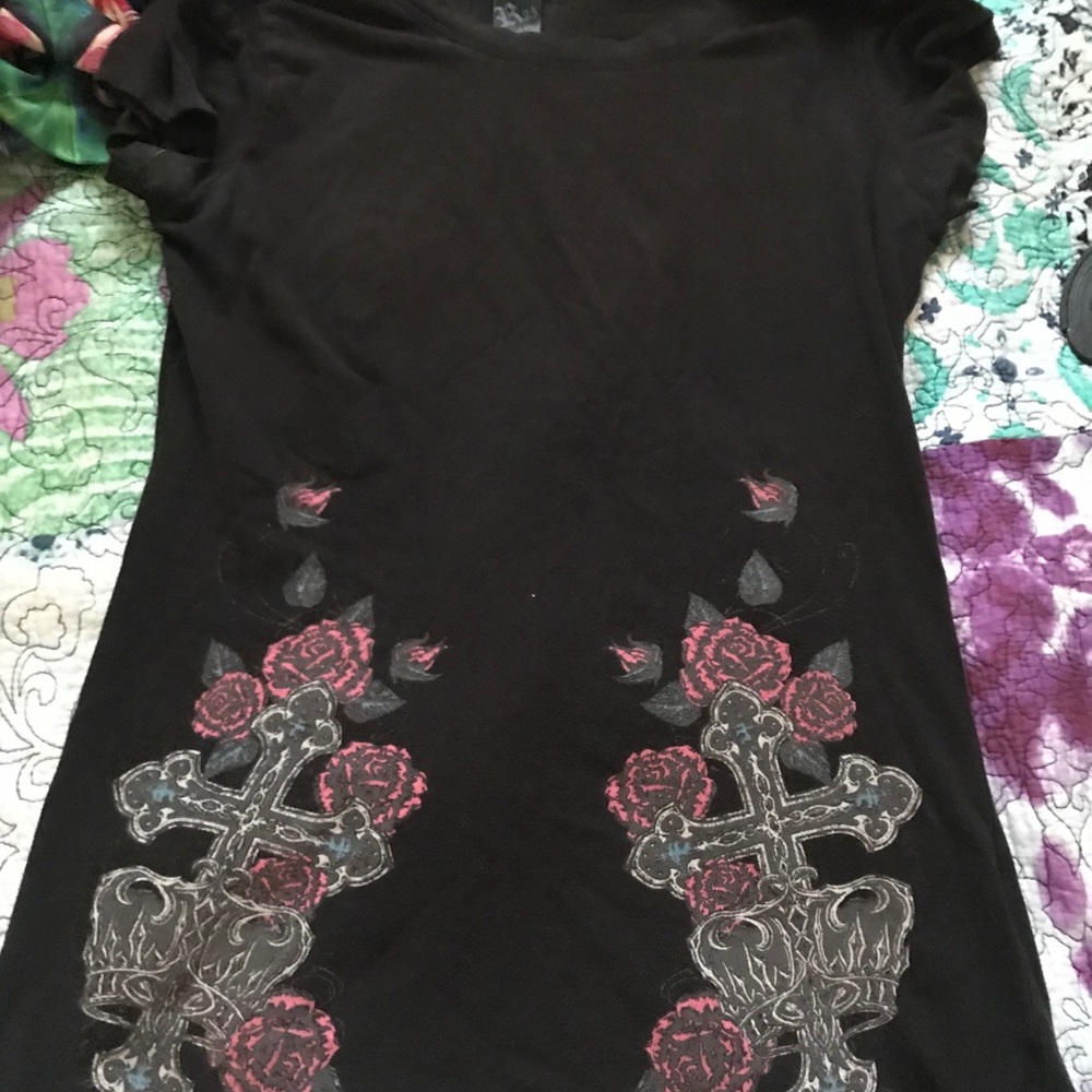 R23 Black t-shirt